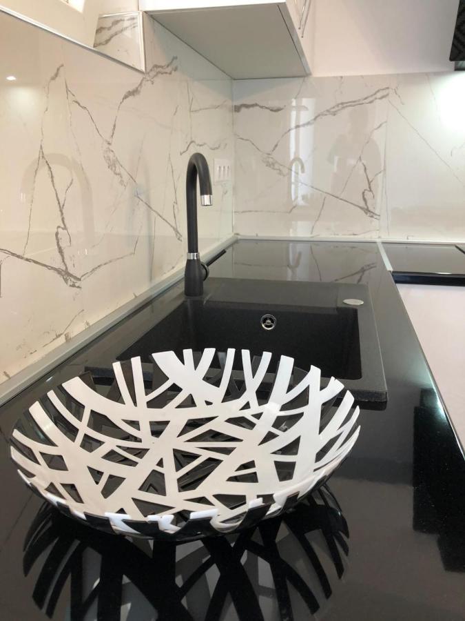 Apartman Luce Apartment Бибине Екстериор снимка