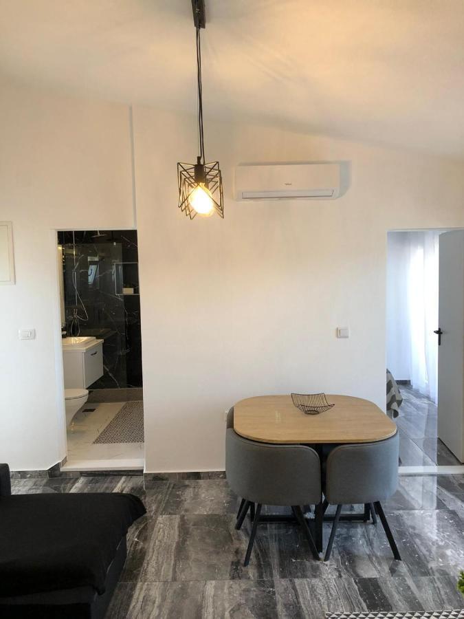 Apartman Luce Apartment Бибине Екстериор снимка